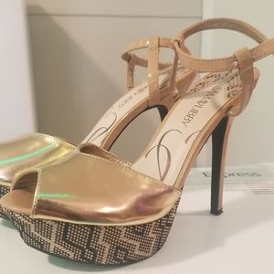 Sam & Libby platform pep-toe heels